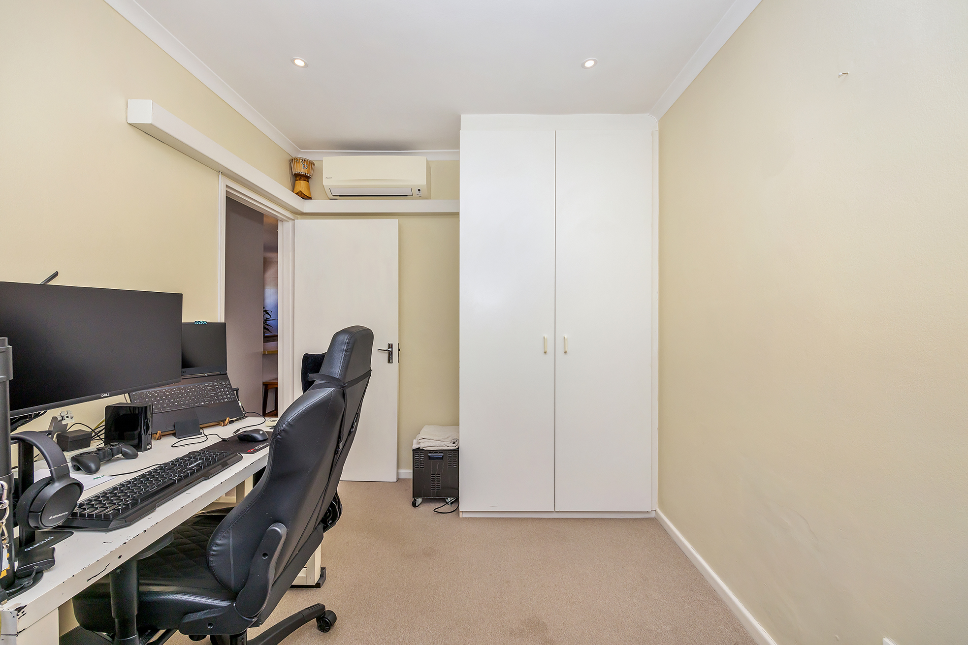 To Let 3 Bedroom Property for Rent in Sunningdale Western Cape